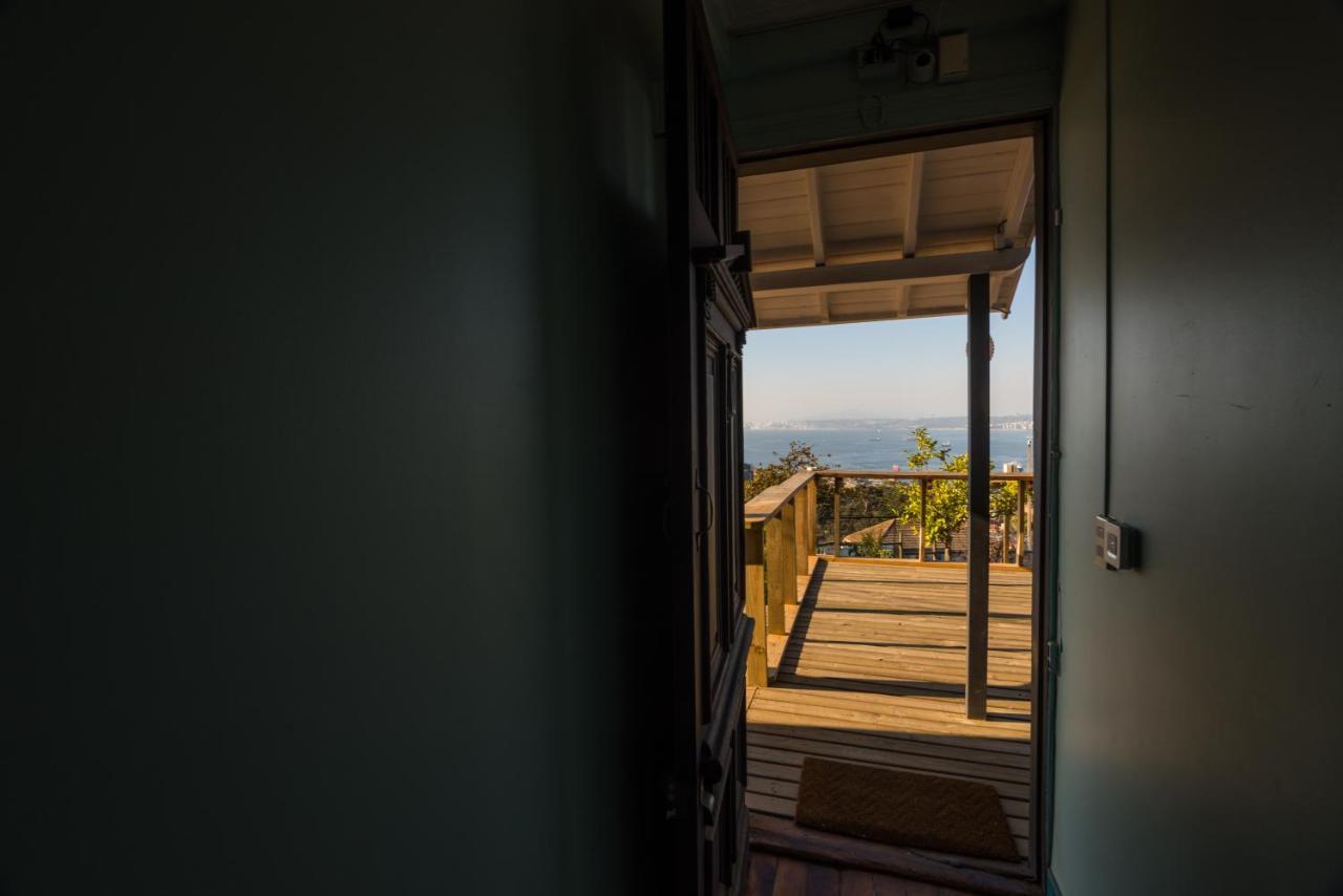 Hotel Faro Azul Valparaiso Cerro Alegre Екстериор снимка