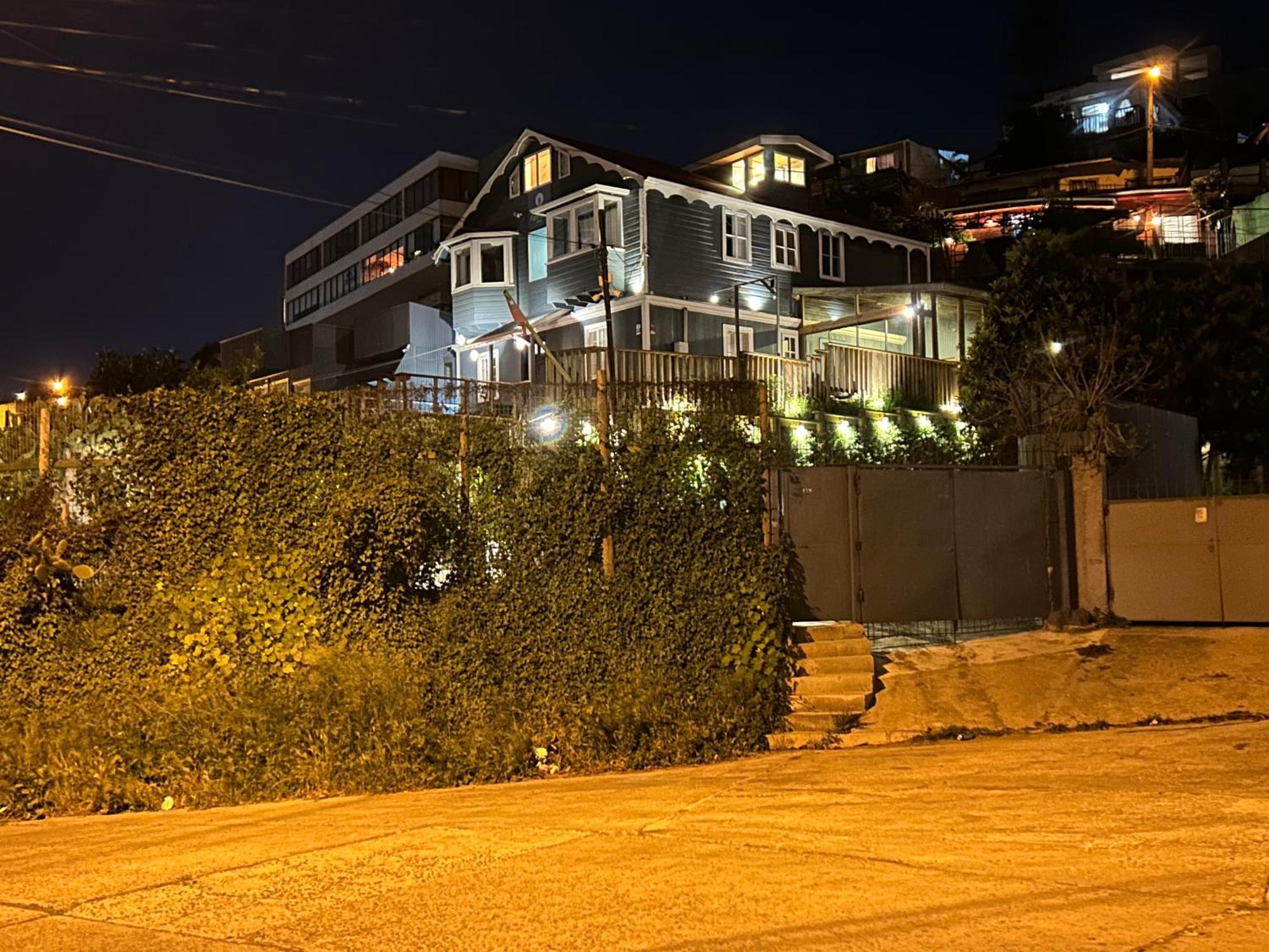 Hotel Faro Azul Valparaiso Cerro Alegre Екстериор снимка