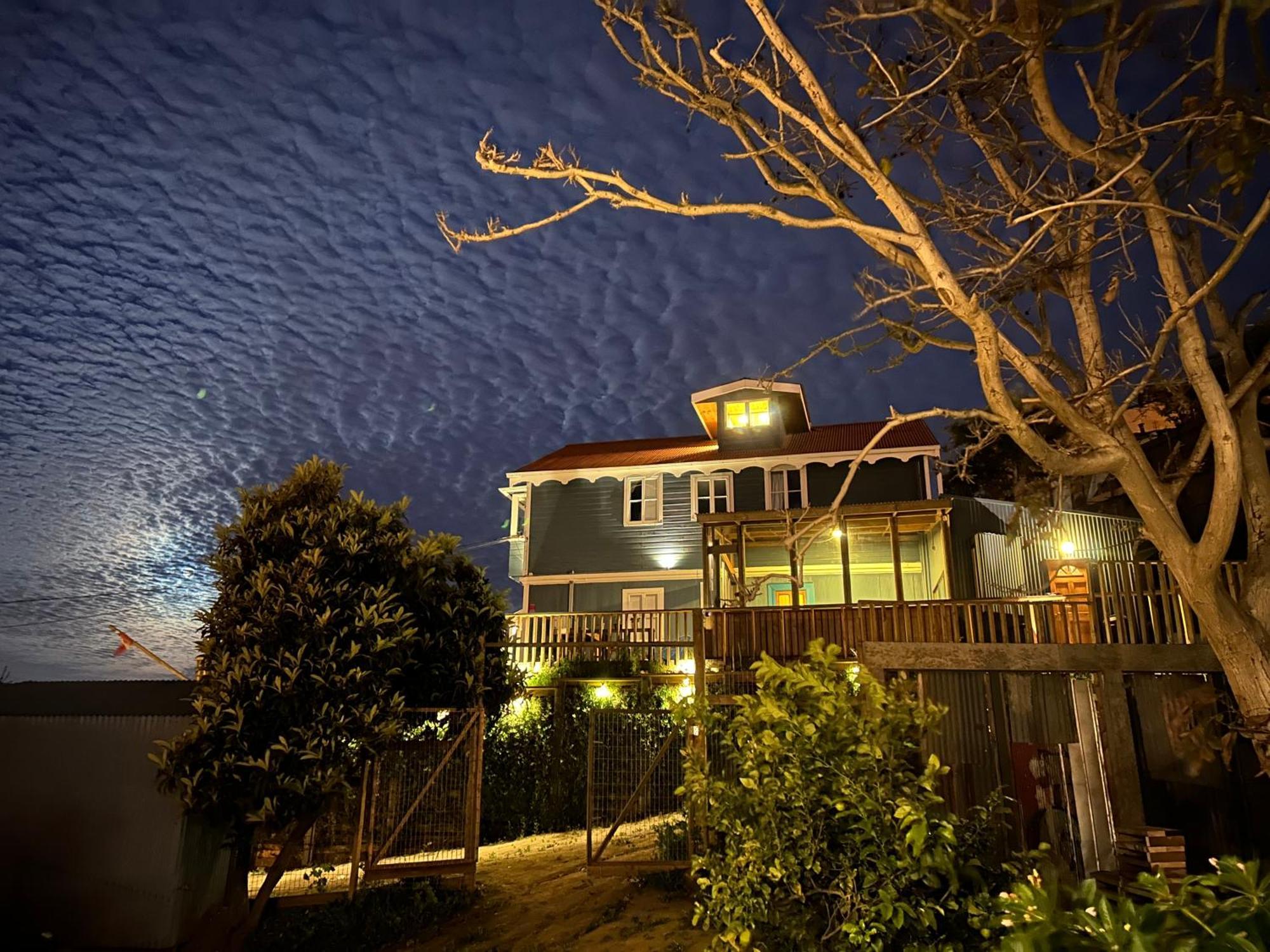 Hotel Faro Azul Valparaiso Cerro Alegre Екстериор снимка